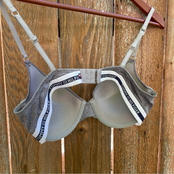 TOMMY HILFIGER Women’s Gray Push Up T Shirt Underwire Bra Size 36C - Picture 6 of 10